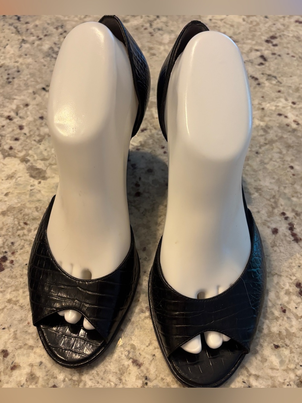 Ann Taylor Black Croc Embossed D'Orsay Peep Toe Heels Sz 8.5 EUC